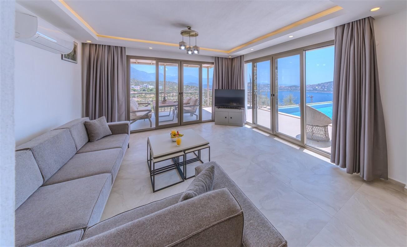 Villa Eterna — 32