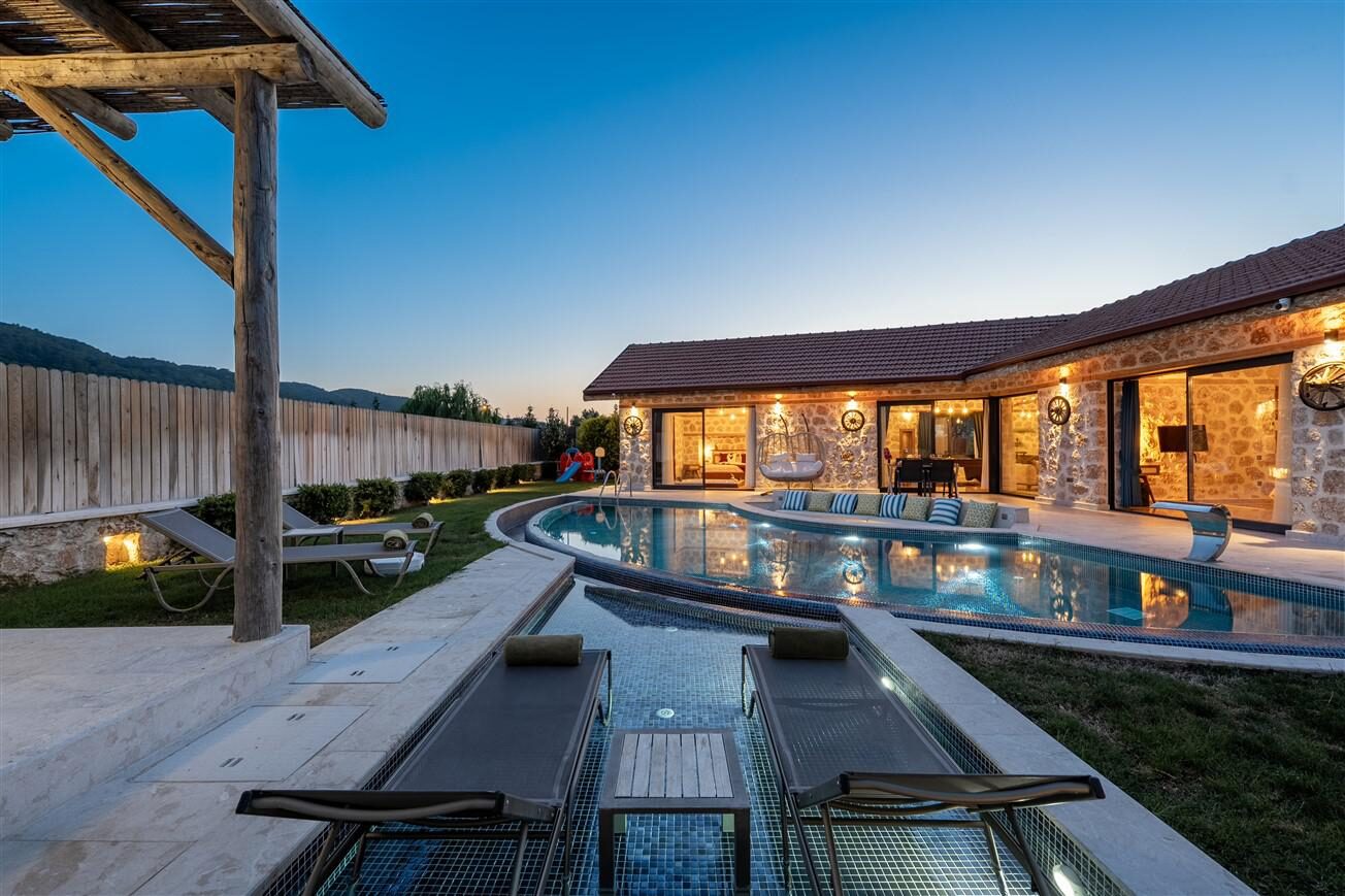 Villa Topcu Stone — 3