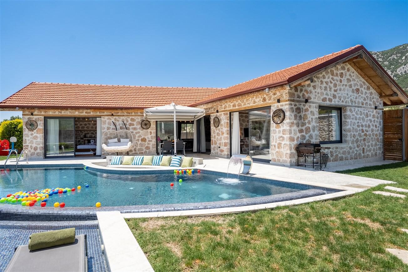 Villa Topcu Stone — 26