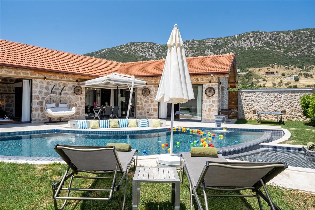 Villa Topcu Stone — 37