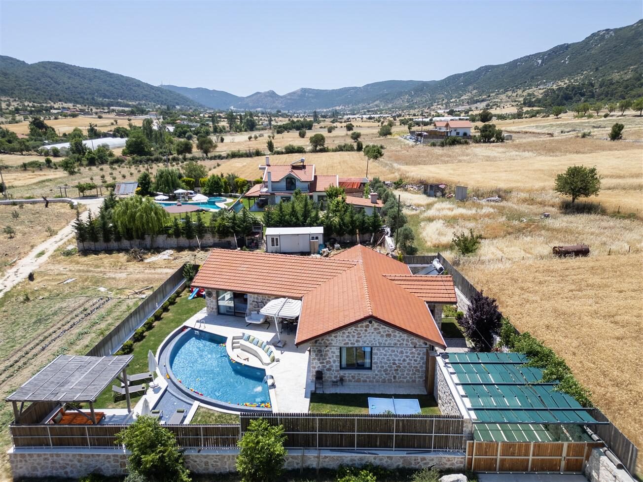 Villa Topcu Stone — 52