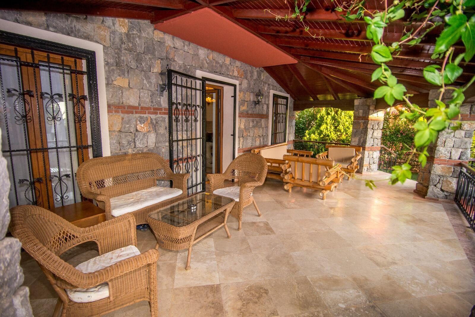 Villa Rota 3 — 7