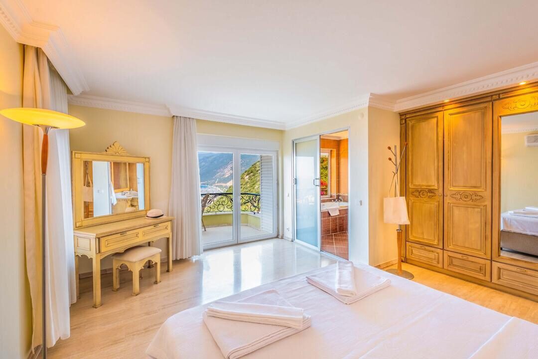 Villa Noyan — 44