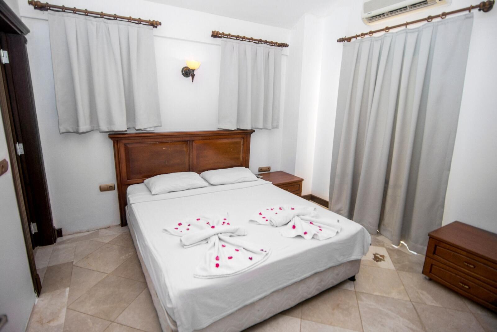 Villa Rota 3 — 19
