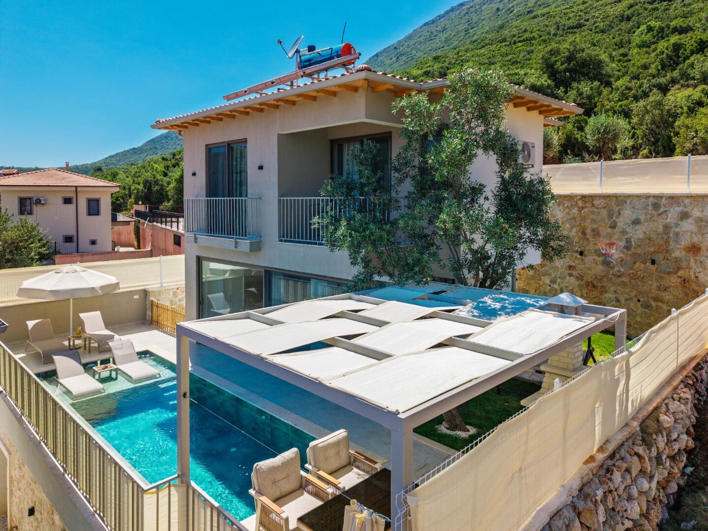 Villa Monteluna — 5