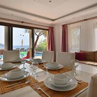 Villa Hermes 1 — 40