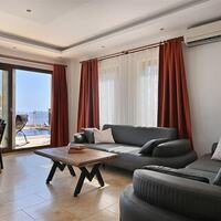 Villa Dionysus — 41