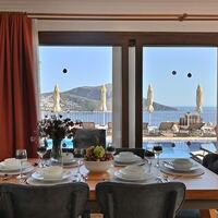 Villa Dionysus — 42