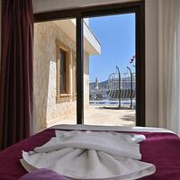 Villa Dionysus — 48