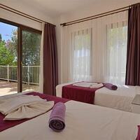 Villa Dionysus — 51