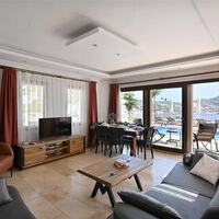 Villa Dionysus — 60