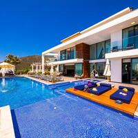 Villa Lapis — 1