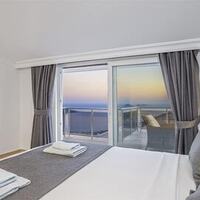 Villa Neptune — 102