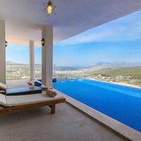 Villa Hills Excellence — 3