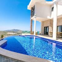 Villa Hills Excellence — 8