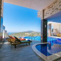 Villa Hills Heart — 26