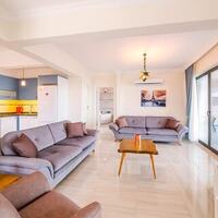 Villa Hills Spring — 11