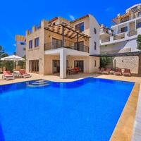 Villa Serta — 3