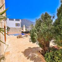 Villa Serta — 11