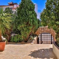 Villa Serta — 13