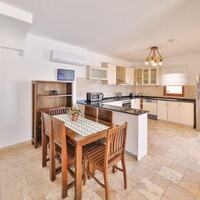 Villa Serta — 18