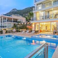Villa Cina — 2