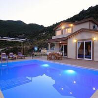 Villa Medis 1 — 4