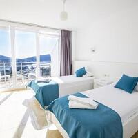 Villa Royal 1 — 12
