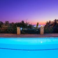 Villa Otantik — 4