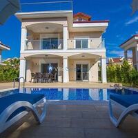 Villa Polo Three — 8