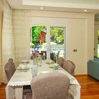 Villa Polo Three — 16