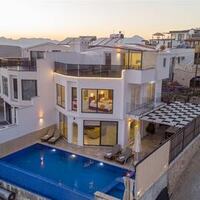 Villa Kübra — 10