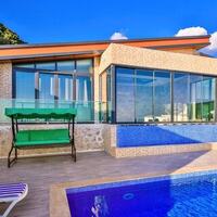 Villa Kalis 3 — 4