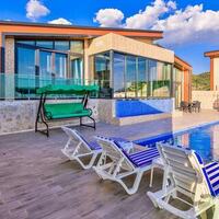 Villa Kalis 3 — 5