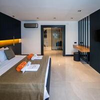 Villa Safran County — 75