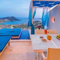 Villa Hills Etiler — 2