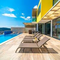 Villa Retro — 6