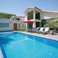 Villa Half Moon 2 — 2