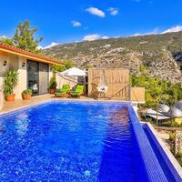 Villa Achyle — 8