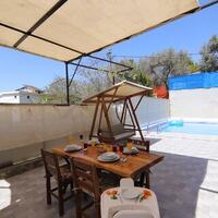 Villa Yelsa — 16