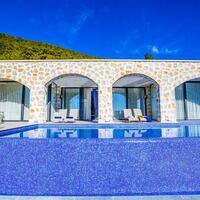 Villa Royal 3 — 3