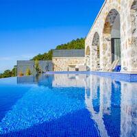 Villa Royal 3 — 4