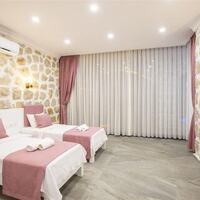 Villa Royal 3 — 19