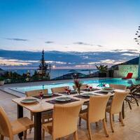 Villa Cratos — 2