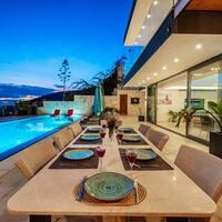 Villa Cratos — 10