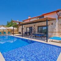Villa Ev May — 1