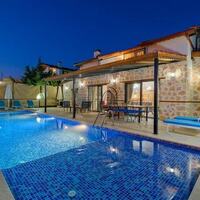 Villa Ev May — 28