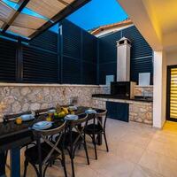Villa Therapy 620 — 5