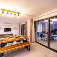 Villa Therapy 620 — 27
