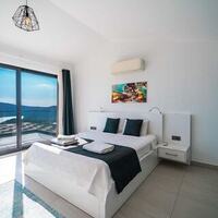 Villa Therapy 620 — 49